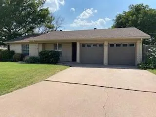 $2,295 | 4810 Robertson Drive, Abilene, TX 79606