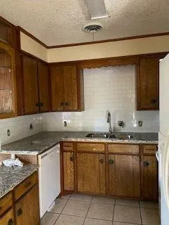 $2,295 | 4810 Robertson Drive, Abilene, TX 79606