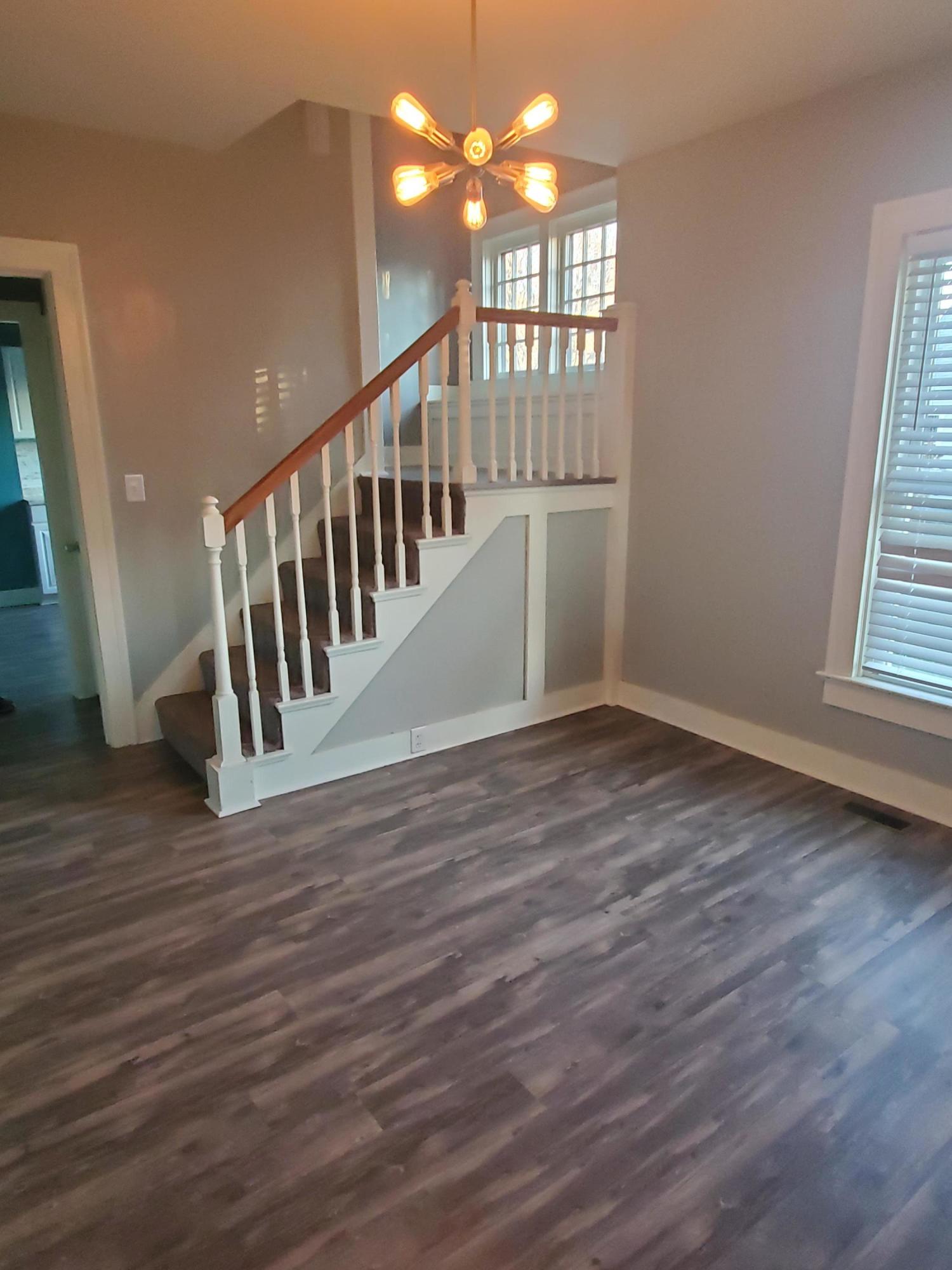 220 North Burnett Road Springfield, OH 45503 - Photo 2 of 28 Gallery Image 2