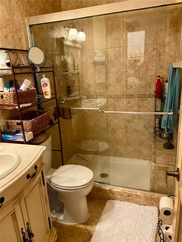 $91,900 | 15610 Northeast 6th Avenue, Unit 32D, Miami, FL 33162