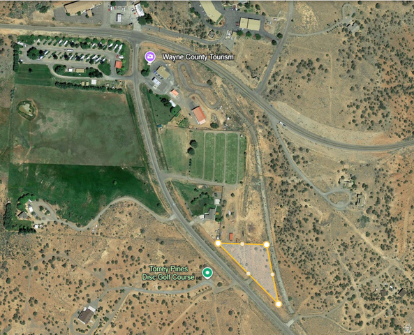 175 South S Highway East Torrey, UT 84775 - Photo 2 of 17 Map / location