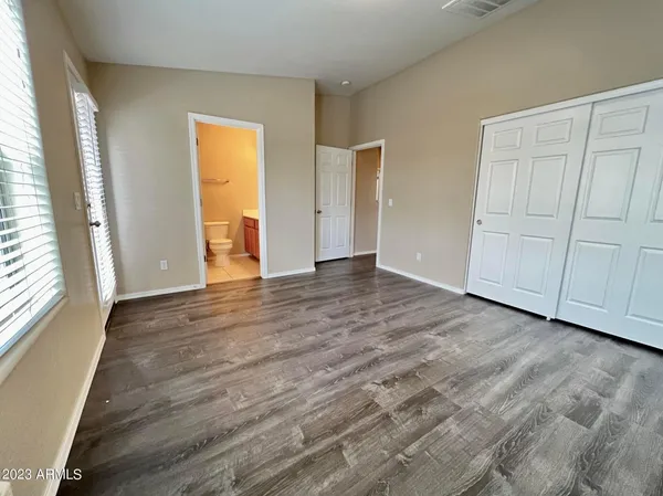 $2,100 | 5911 South 35th Place, Phoenix, AZ 85040