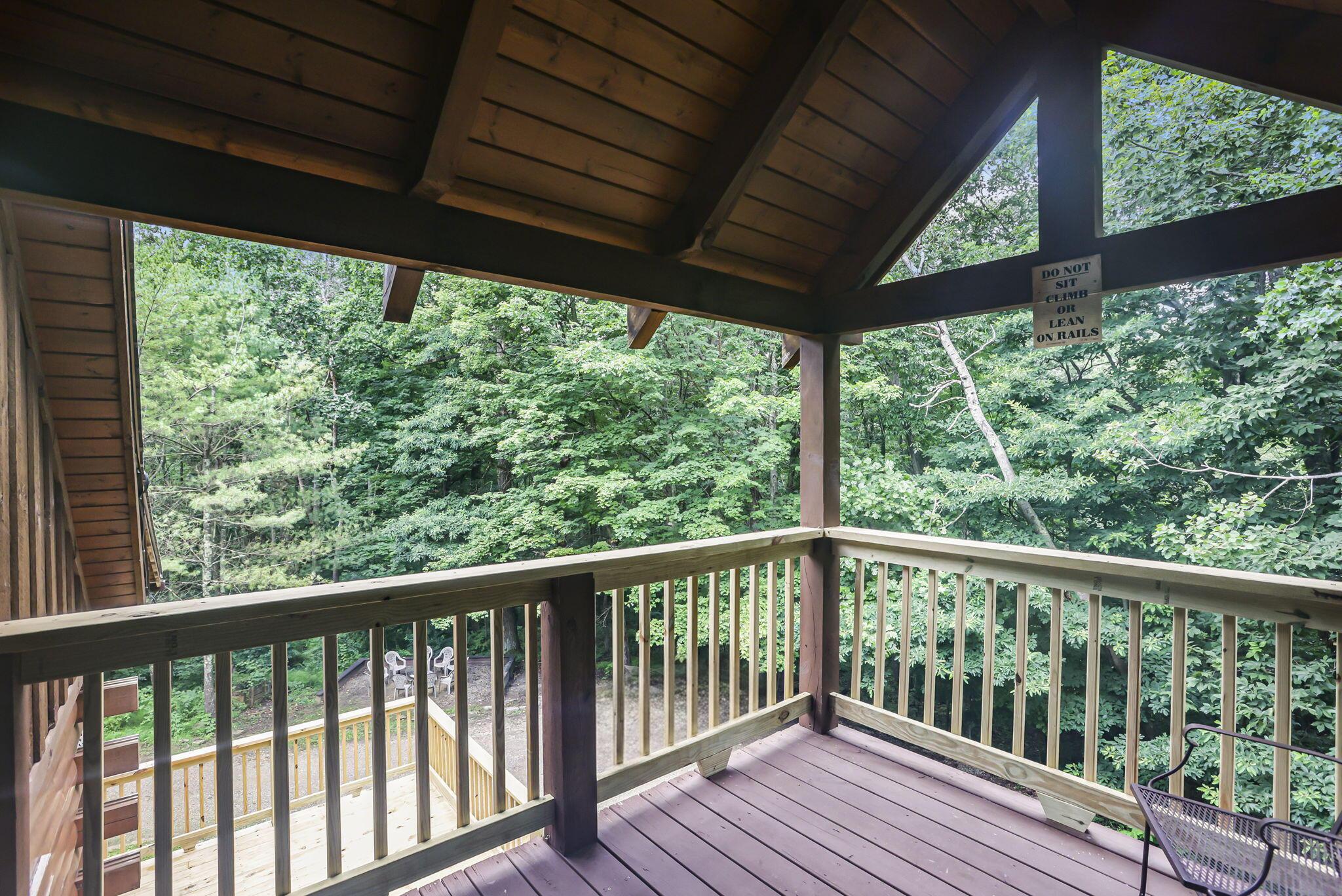19475 Linden Road Logan, OH 43138 - Photo 36 of 94 Balcony