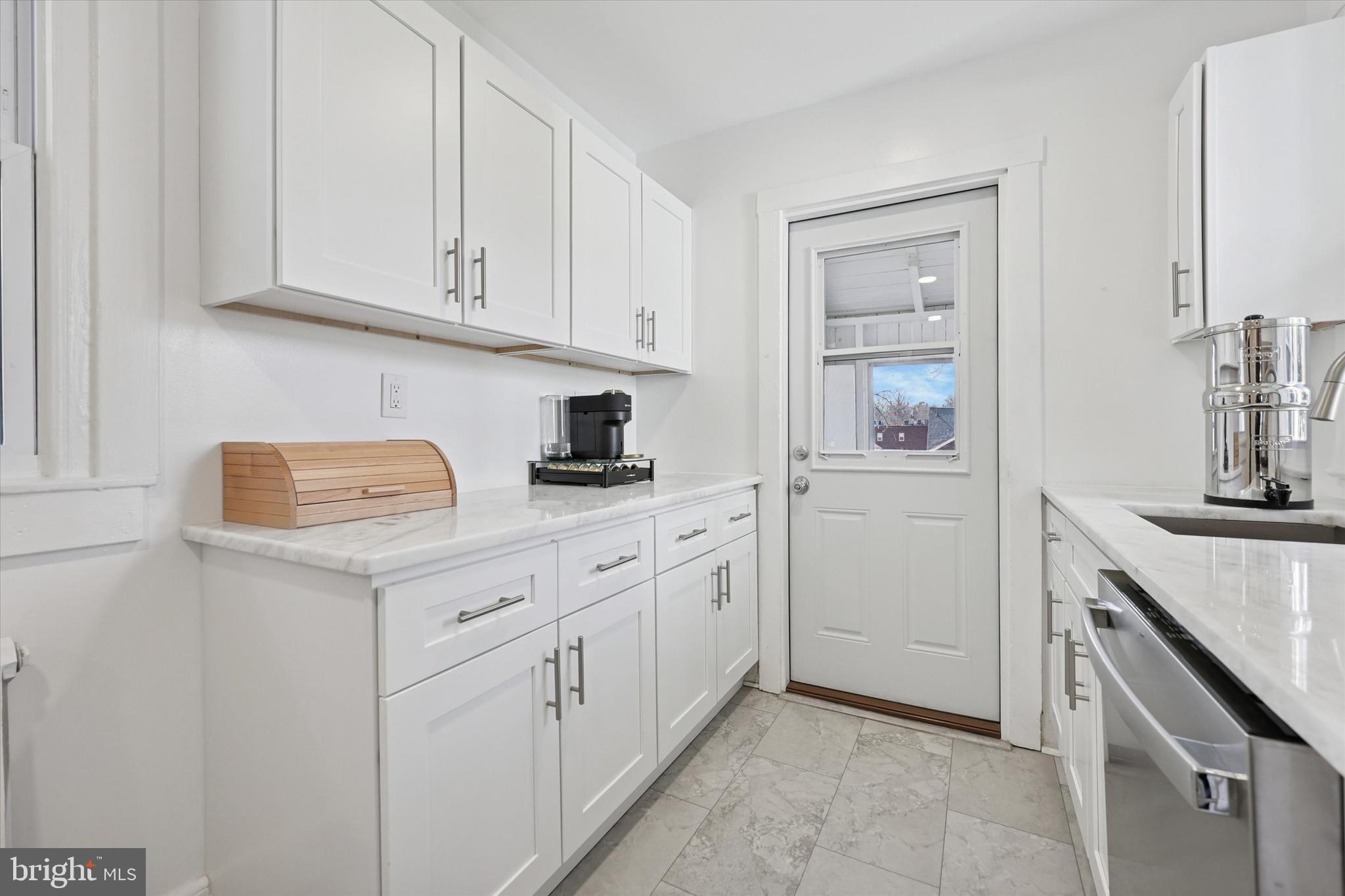 232 Forrest Avenue Narberth, PA 19072 - Photo 7 of 41