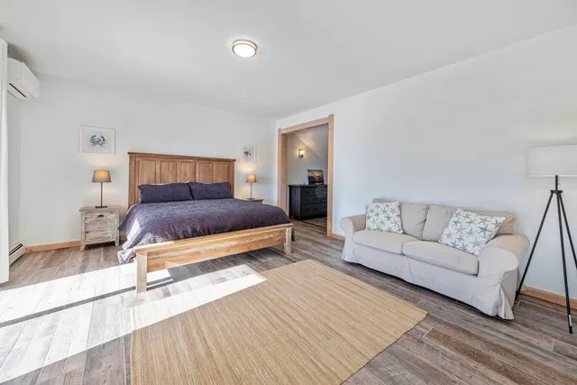 $799,000 | 19 Crescent Beach Road, Owls Head, ME 04854