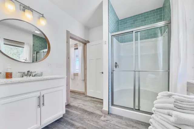 $799,000 | 19 Crescent Beach Road, Owls Head, ME 04854