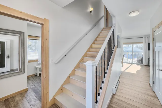 $799,000 | 19 Crescent Beach Road, Owls Head, ME 04854