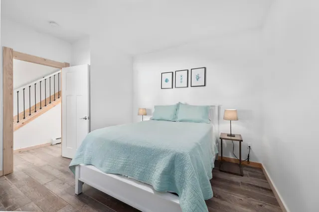 $799,000 | 19 Crescent Beach Road, Owls Head, ME 04854