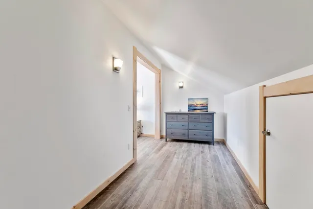 $799,000 | 19 Crescent Beach Road, Owls Head, ME 04854