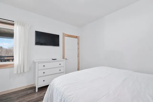 $799,000 | 19 Crescent Beach Road, Owls Head, ME 04854