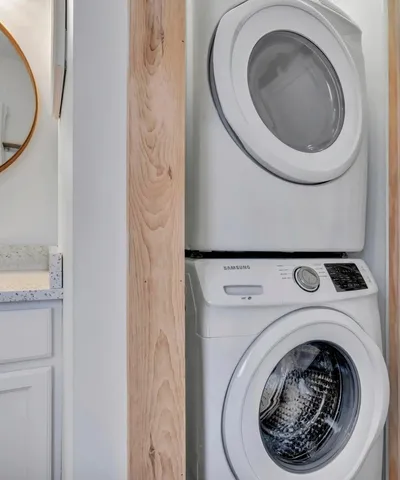 $799,000 | 19 Crescent Beach Road, Owls Head, ME 04854