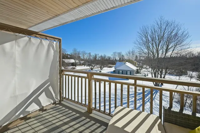 $799,000 | 19 Crescent Beach Road, Owls Head, ME 04854