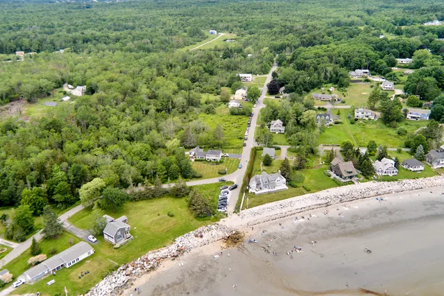 $799,000 | 19 Crescent Beach Road, Owls Head, ME 04854
