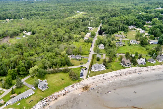 $799,000 | 19 Crescent Beach Road, Owls Head, ME 04854