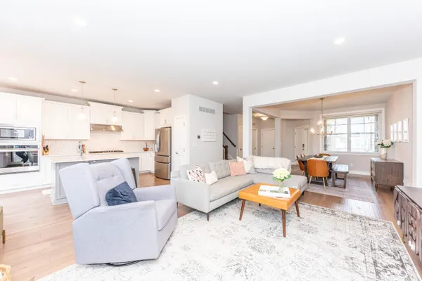 $579,000 | 3370 Roseford Boulevard, Ann Arbor, MI 48105