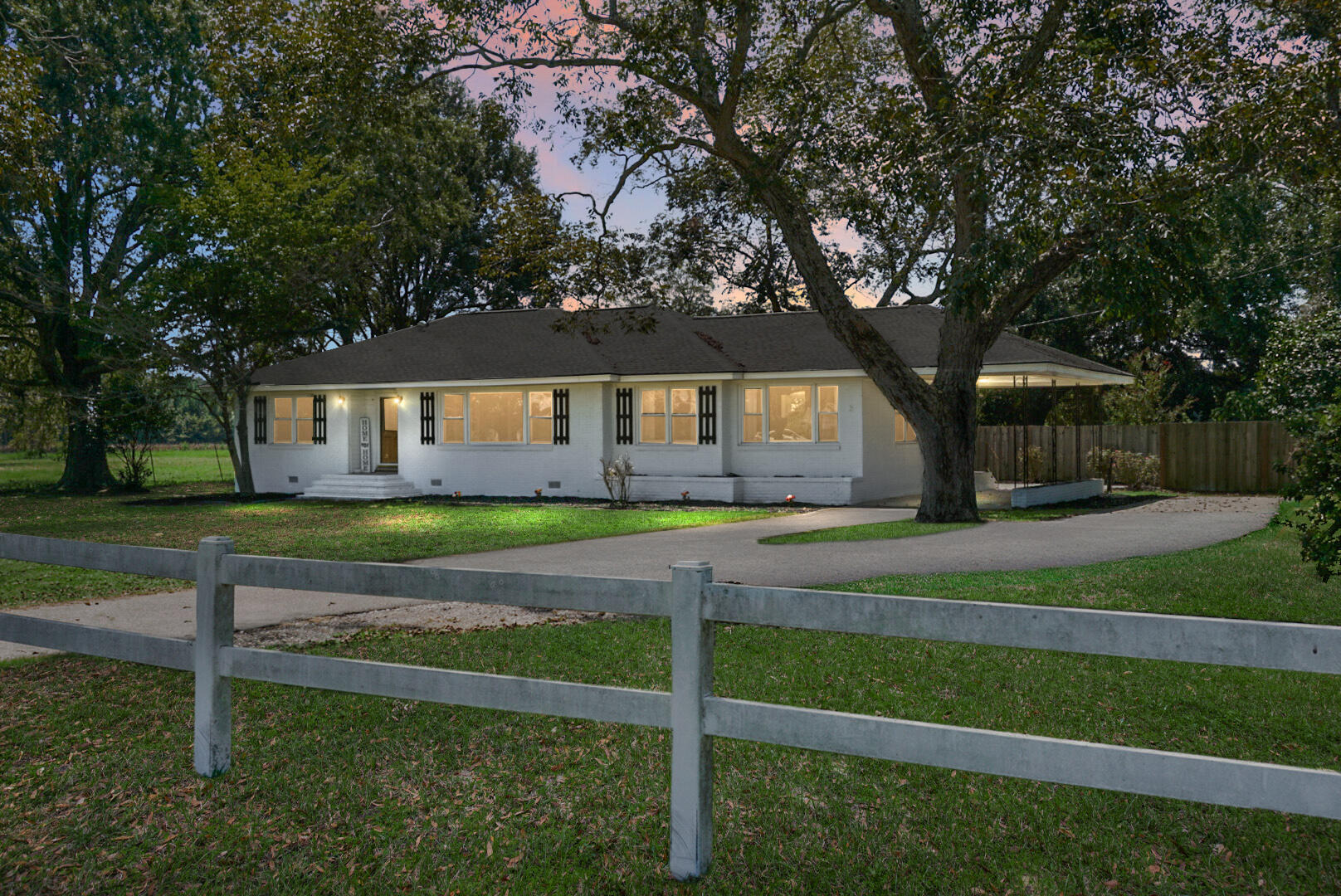 1758 Mendel Rivers Rd