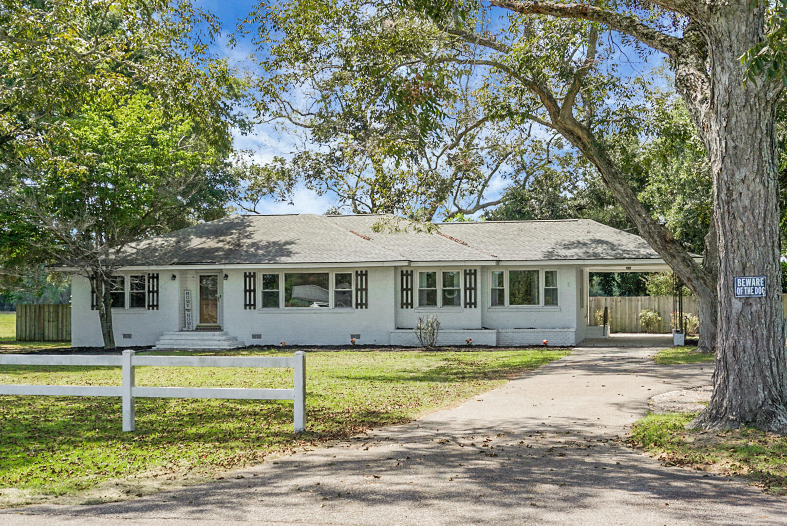 1758 Mendel Rivers Road St. Stephen, SC 29479 - Photo 3 of 43 DSC05124