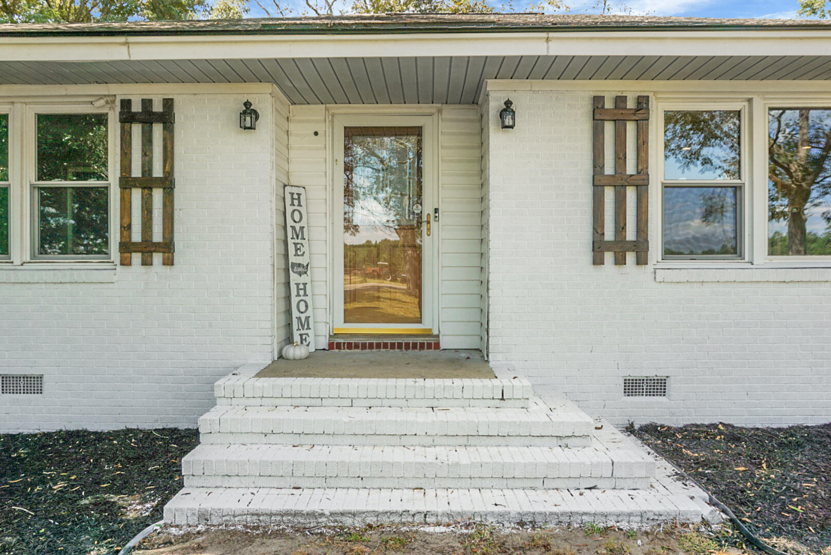 1758 Mendel Rivers Road St. Stephen, SC 29479 - Photo 5 of 43 DSC05151