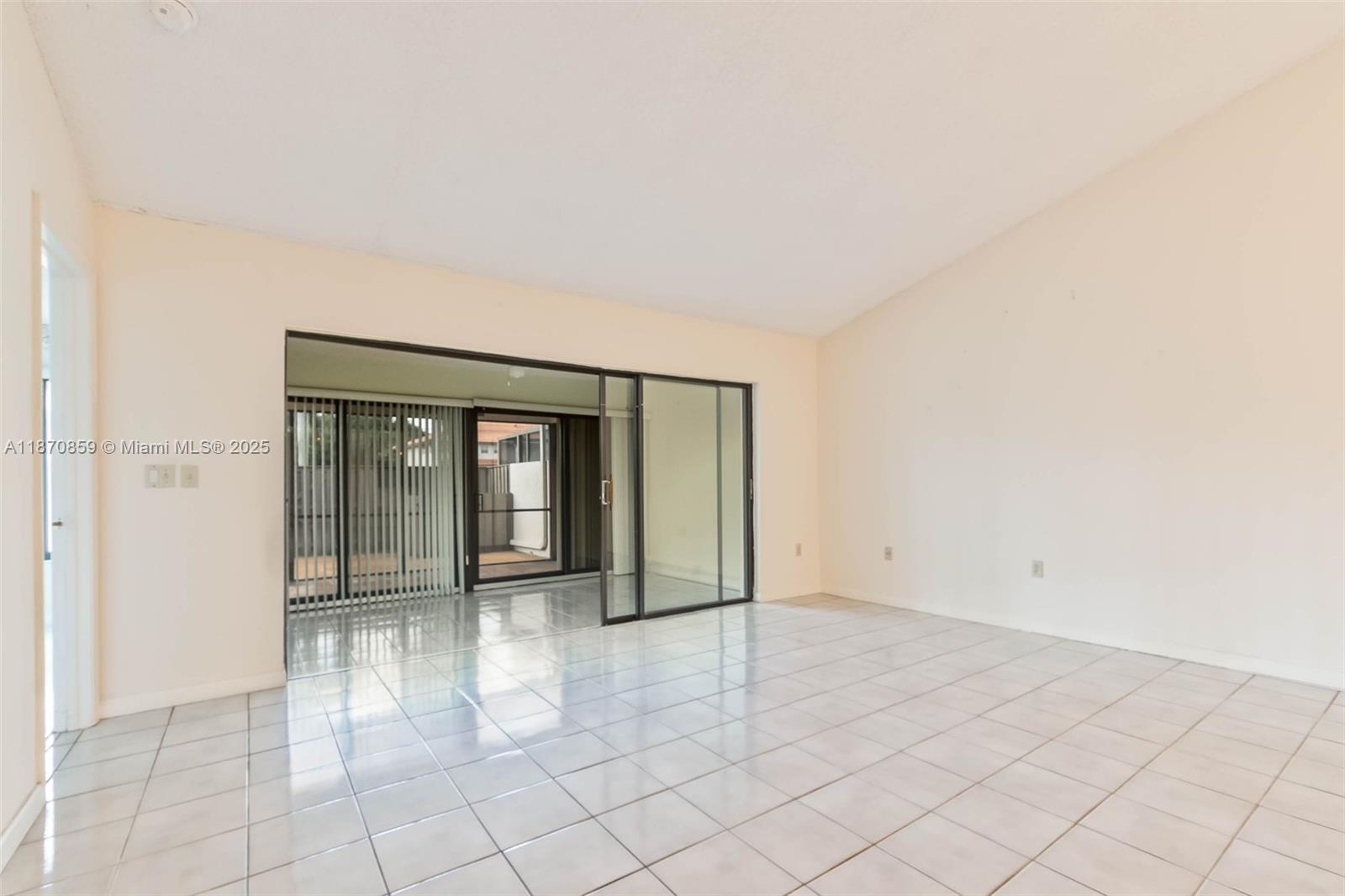 11362 Southwest 87th Terrace Miami, FL 33173 - Photo 13 of 44