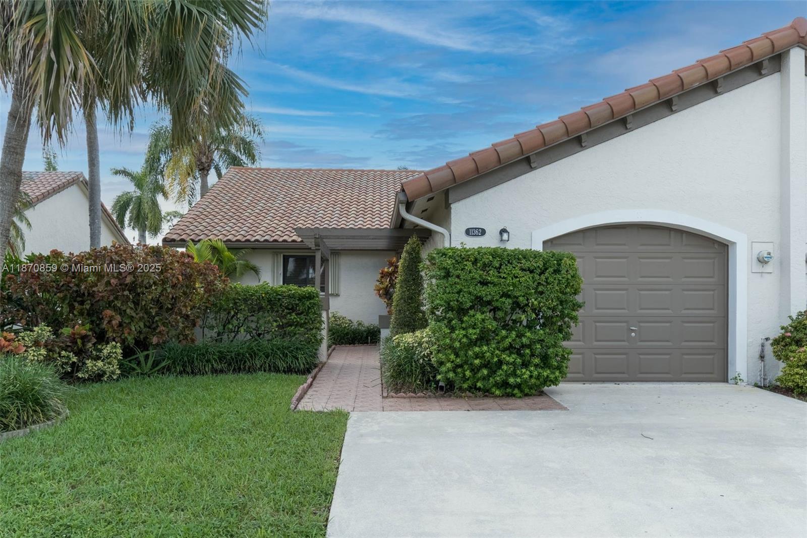 11362 Southwest 87th Terrace Miami, FL 33173 - Photo 2 of 44