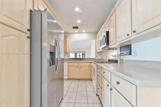 $565,000 | 11362 Southwest 87th Terrace, Miami, FL 33173