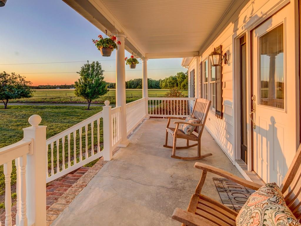 469 Daniels Road Corapeake, NC 27926 - Photo 4 of 32 Gallery Image 4