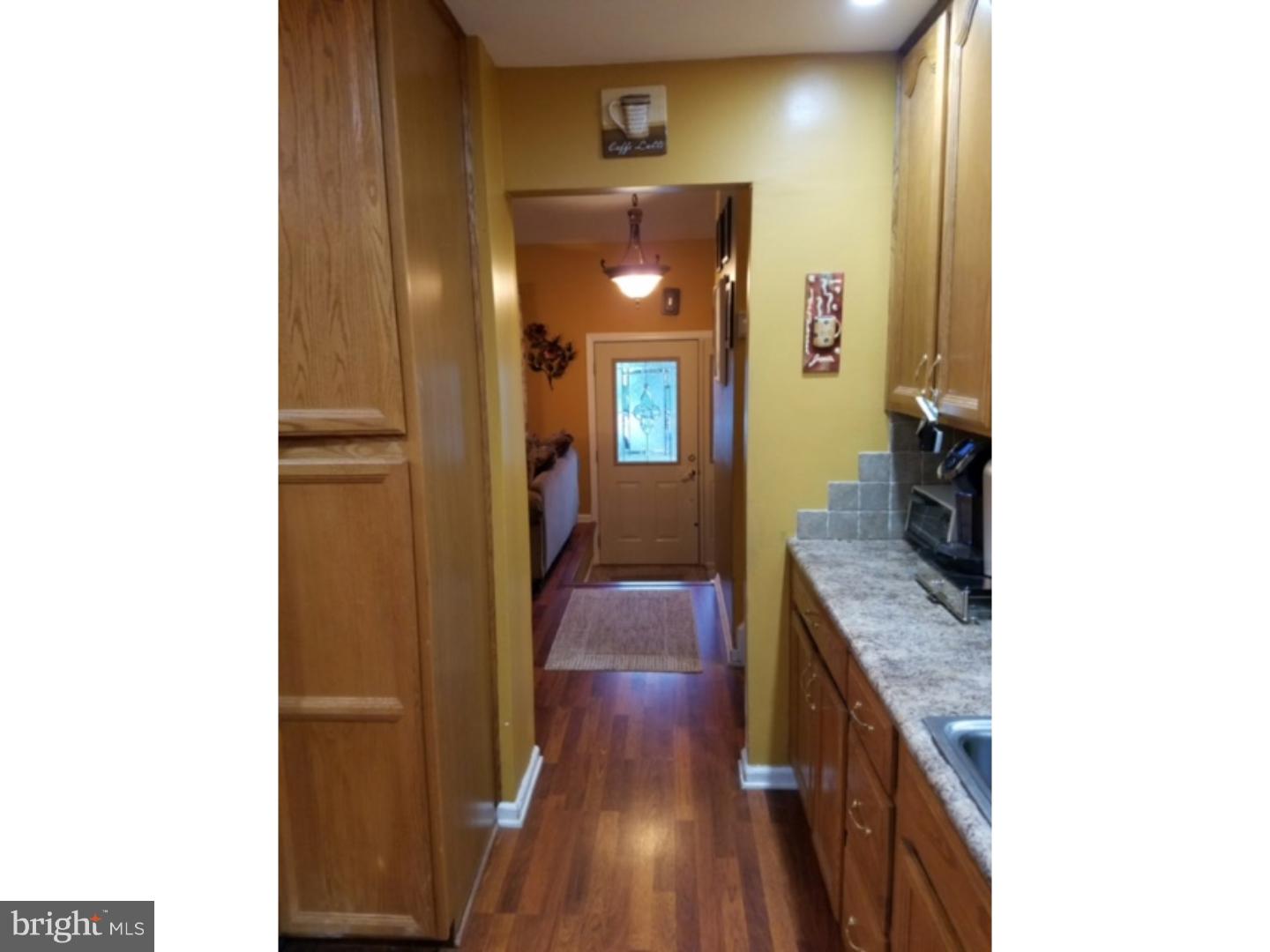17 Fenway Road Yardville, NJ 08620 - Photo 8 of 15 Kitchen
