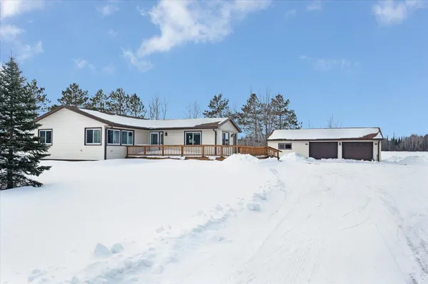 $270,000 | 46305 Highway 112, Ashland, WI 54806