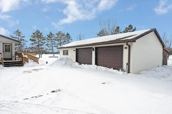 $270,000 | 46305 Highway 112, Ashland, WI 54806