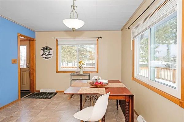 $270,000 | 46305 Highway 112, Ashland, WI 54806