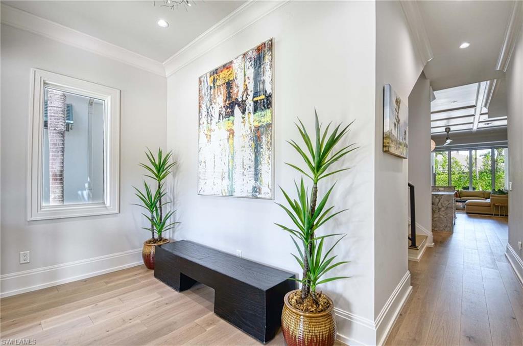 565 Fairway Terrace Naples, FL 34103 - Photo 18 of 39