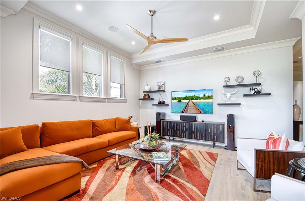 565 Fairway Terrace Naples, FL 34103 - Photo 21 of 39