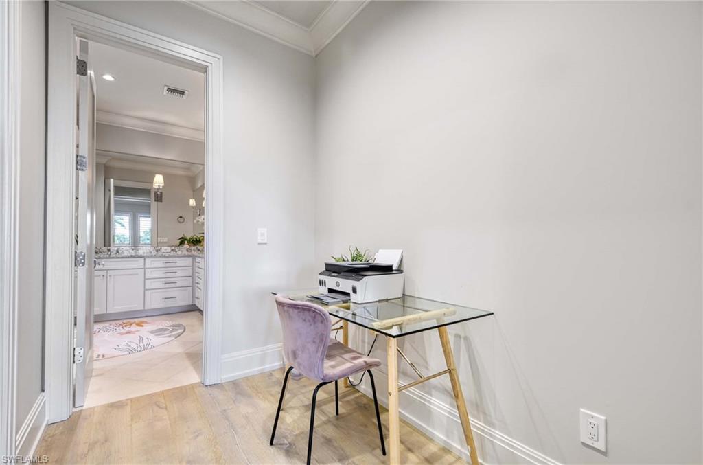 565 Fairway Terrace Naples, FL 34103 - Photo 24 of 39