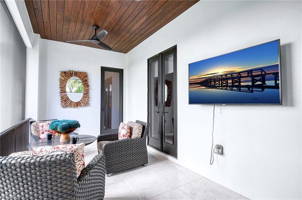 565 Fairway Terrace Naples, FL 34103 - Photo 28 of 39