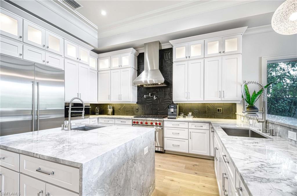 565 Fairway Terrace Naples, FL 34103 - Photo 5 of 39