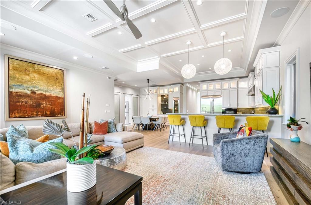 565 Fairway Terrace Naples, FL 34103 - Photo 8 of 39