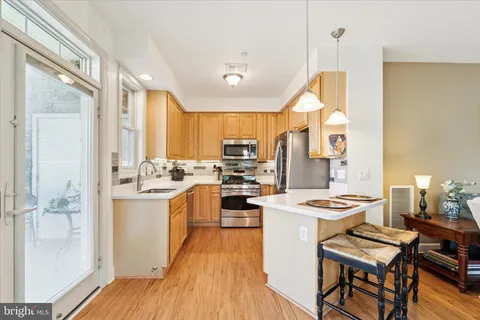 $298,000 | 300 Tyler Court, Unit 429, Philadelphia, PA 19111
