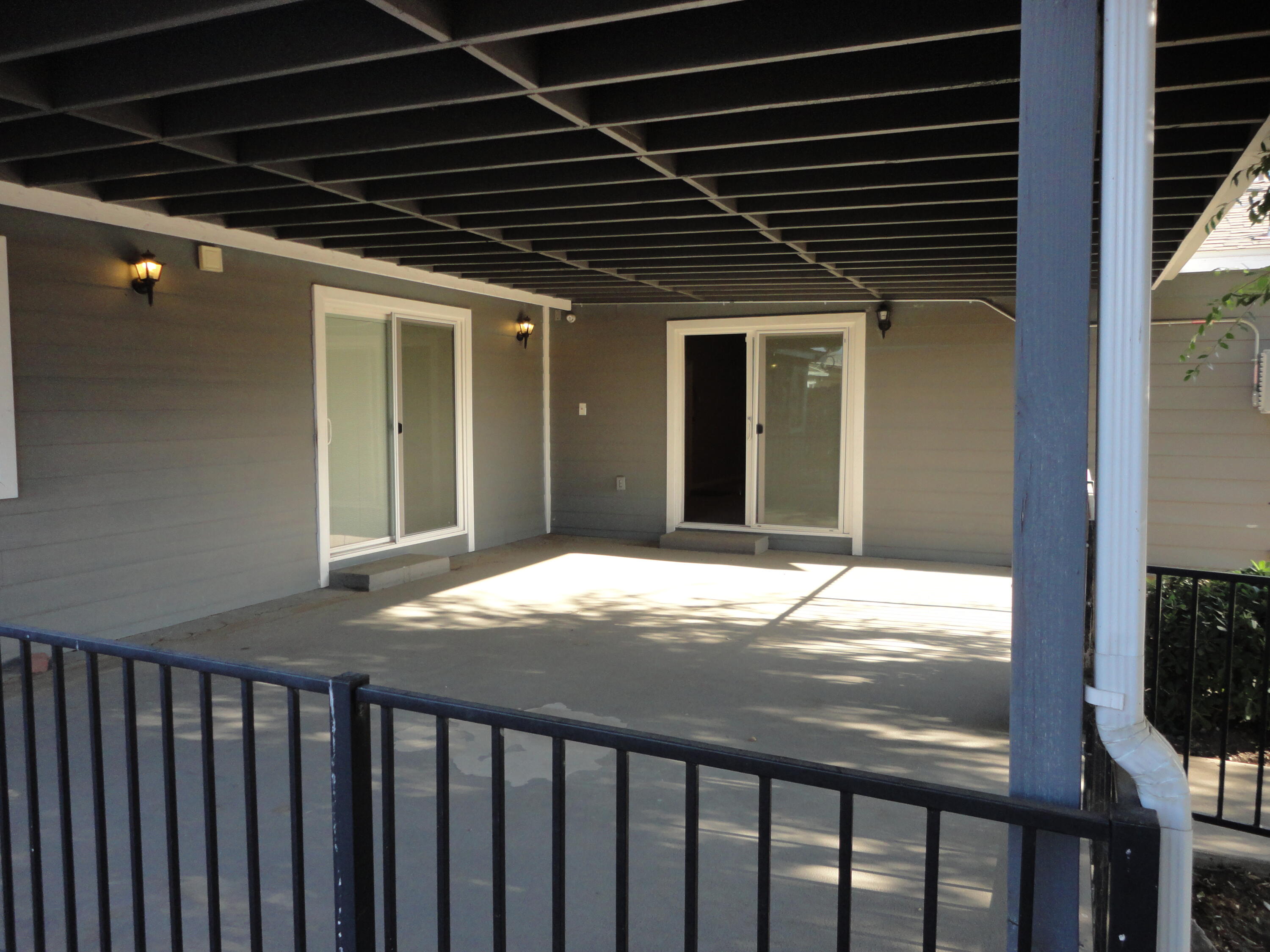 326 Sycamore Avenue Lindsay, CA 93247 - Photo 37 of 47 DSC04832