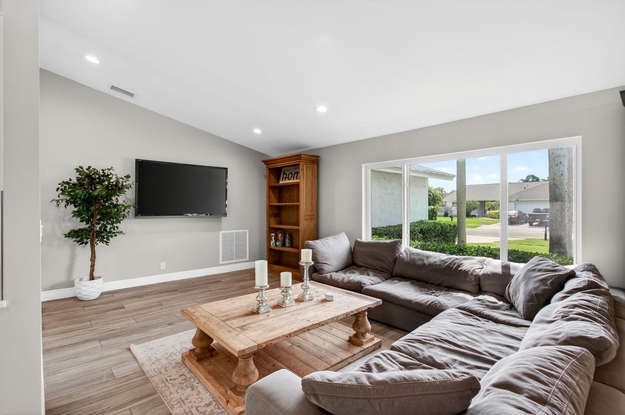 17773 Maplewood Drive Boca Raton, FL 33487 - Photo 12 of 50 17-web-or-mls-DSC_5290
