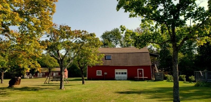 885 Washington Mountain Road Washington, MA 01223 - Photo 17 of 41