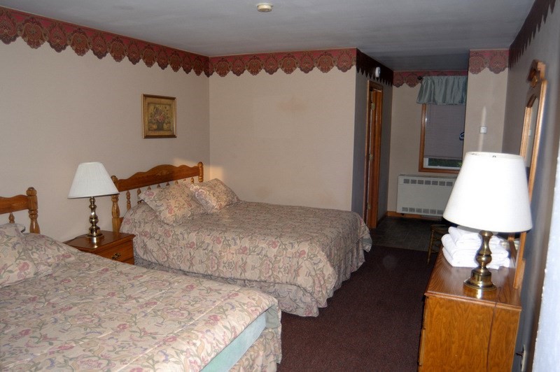 885 Washington Mountain Road Washington, MA 01223 - Photo 22 of 41