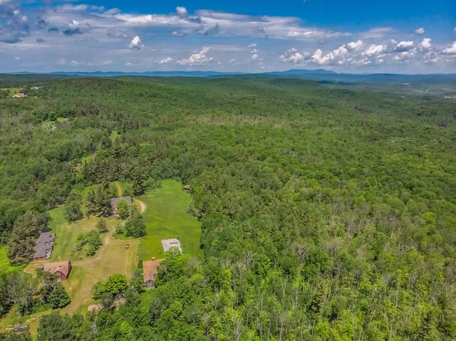 $1,750,000 | 885 Washington Mountain Road, Washington, MA 01223