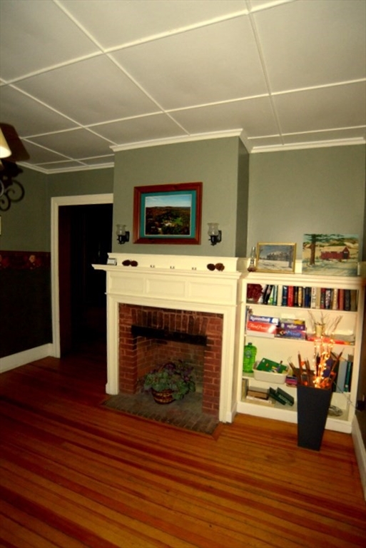 885 Washington Mountain Road Washington, MA 01223 - Photo 4 of 41