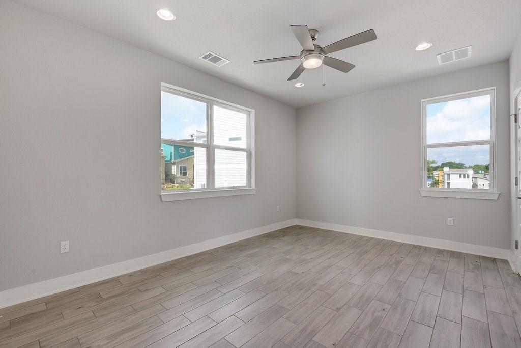 2017 Warely Lane Austin, TX 78741 - Photo 12 of 29