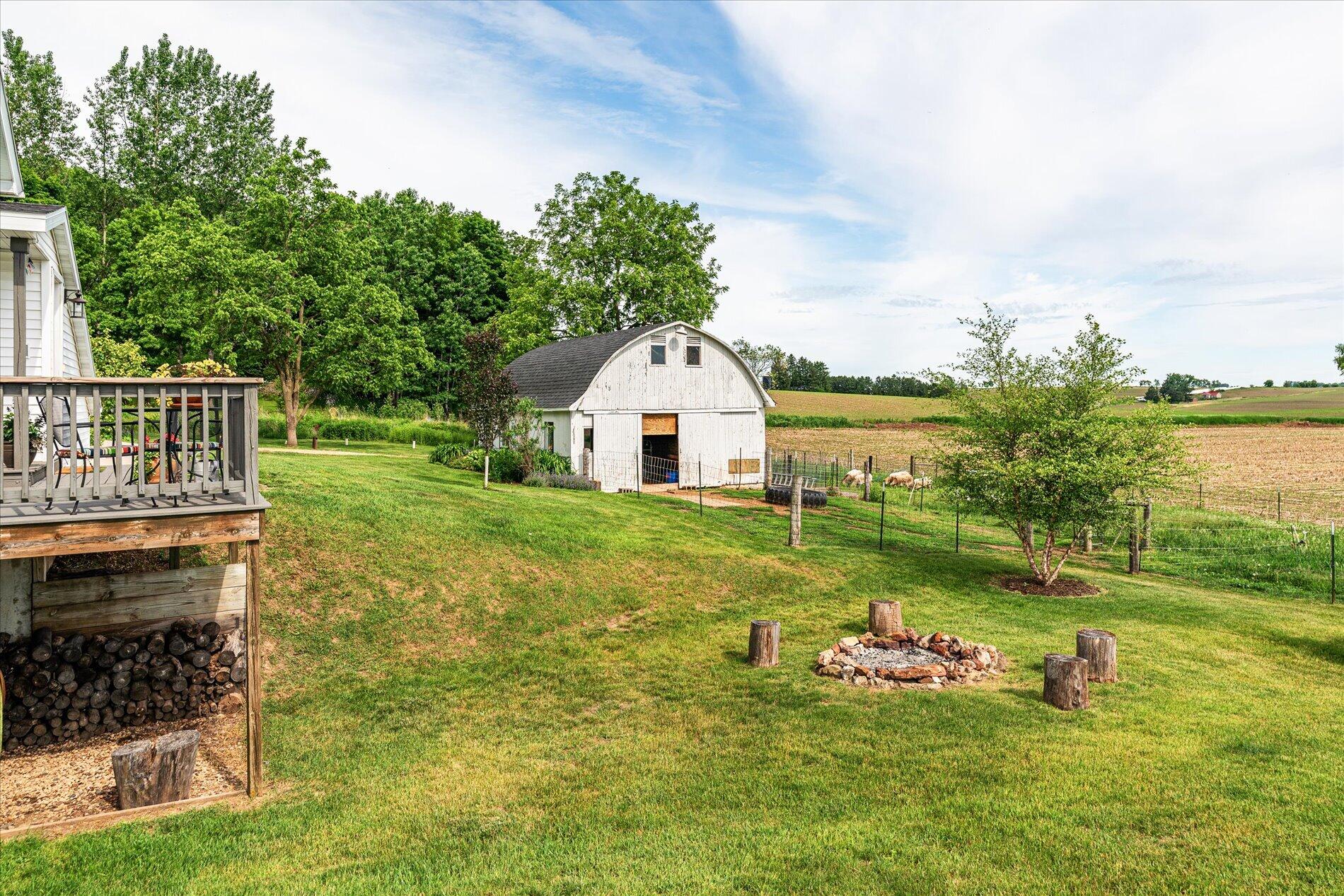 E6791 A County Road Viroqua, WI 54665 - Photo 43 of 61 Backyard and Barn