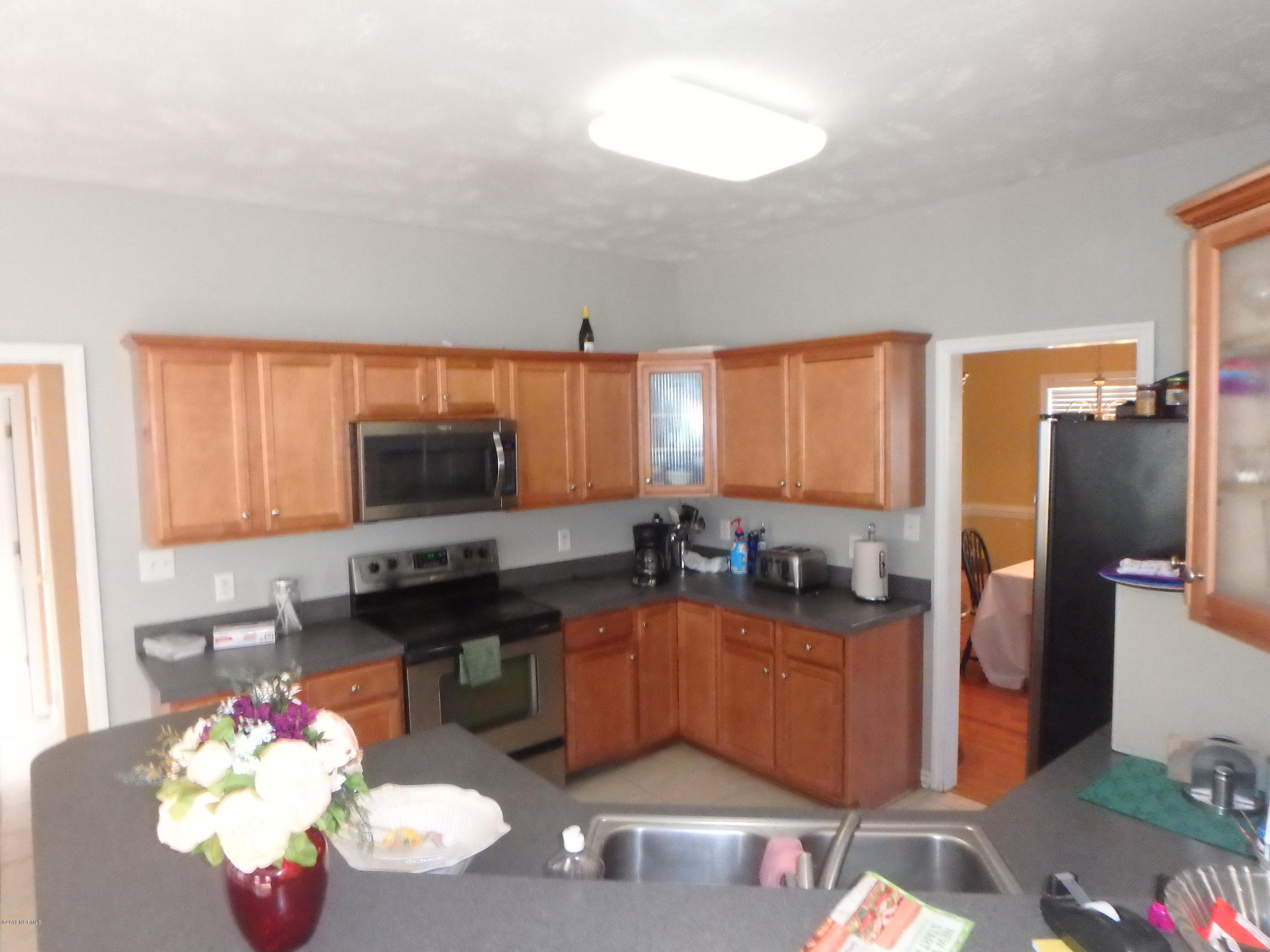 219 Middle Ridge Drive Hubert, NC 28539 - Photo 6 of 21 Kitchen 2