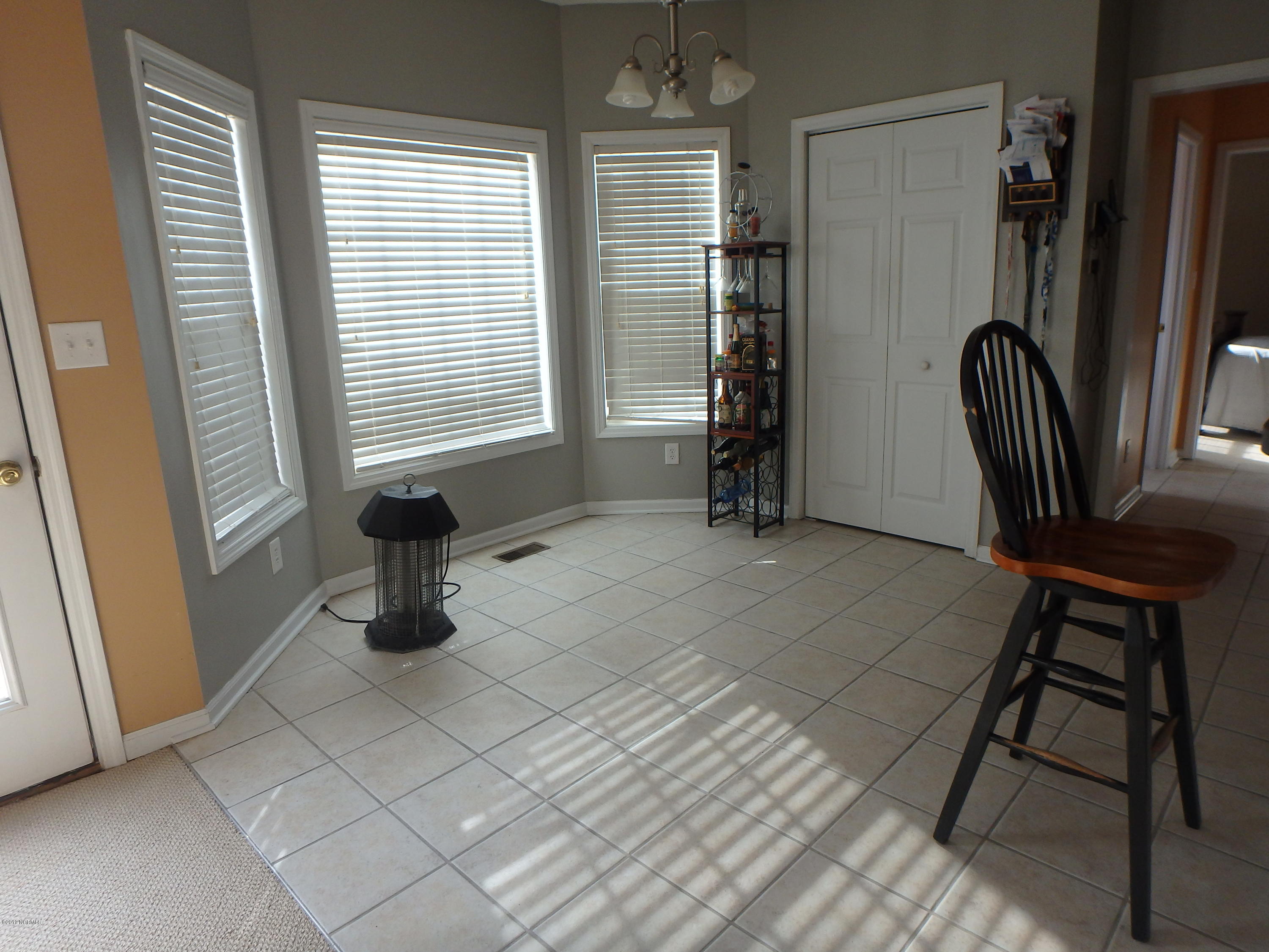 219 Middle Ridge Drive Hubert, NC 28539 - Photo 7 of 21 Breakfast Nook