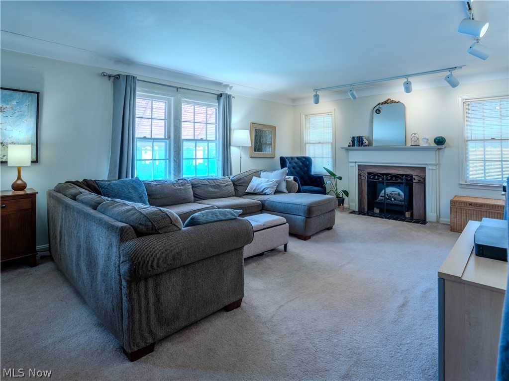 13699 Cedar Road Cleveland, OH 44118 - Photo 24 of 49