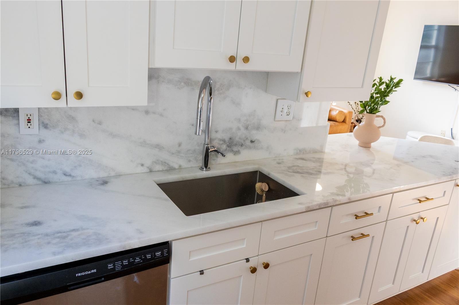 520 Southeast 5th Avenue, Unit 3302 Fort Lauderdale, FL 33301 - Photo 12 of 40