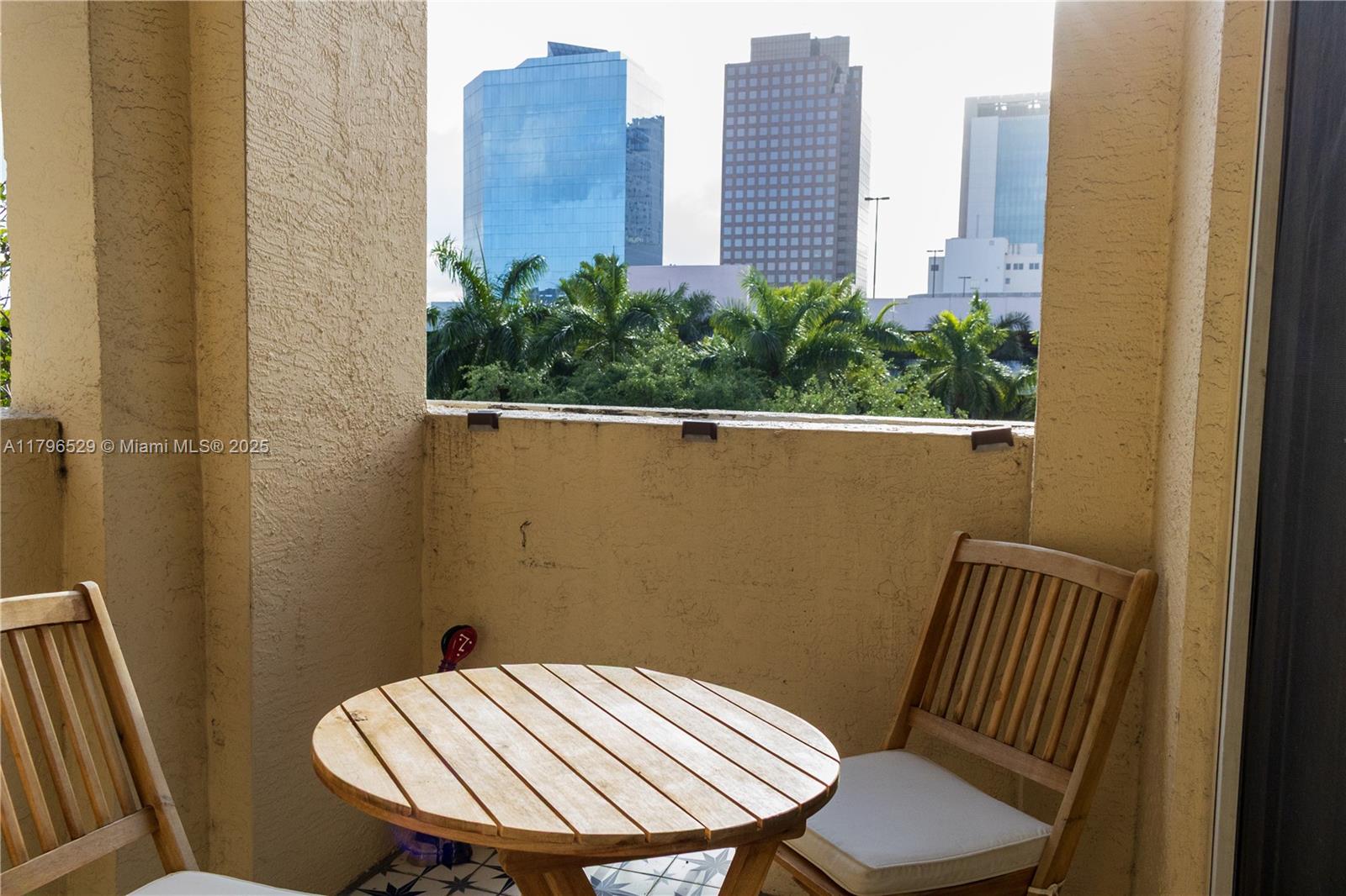 520 Southeast 5th Avenue, Unit 3302 Fort Lauderdale, FL 33301 - Photo 31 of 40